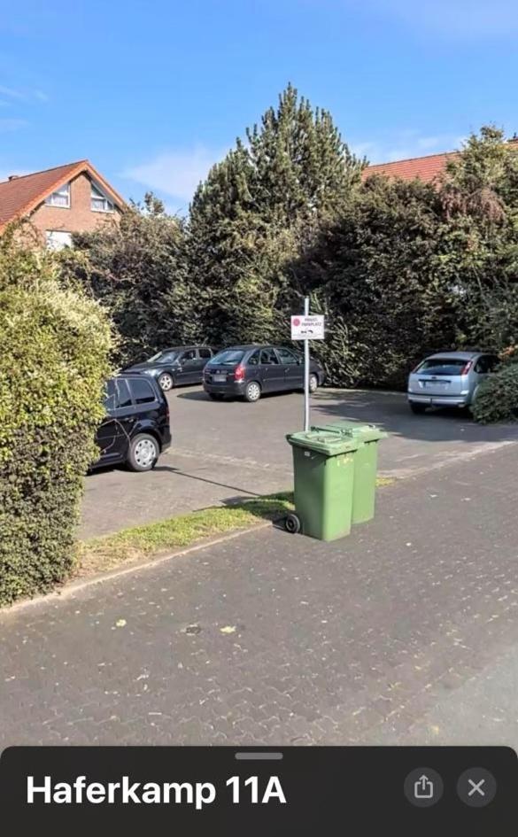 Black Mirror Inkl Wlan, Parkplatz Detmold Eksteriør bilde